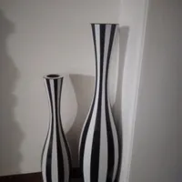 دوعد گلدان تازه خریدم نو نو هستش