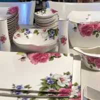 سرویس چینی غذاخوری ۱۸ نفره