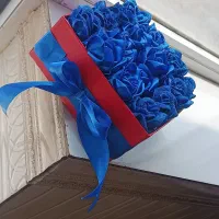 گل رز آبی