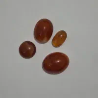 ۴ عددنگین طبیعی عقیق بدون واسطه