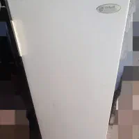 یخچال آزمایش
