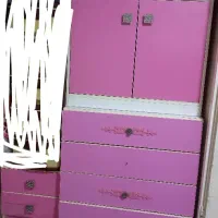 کمد تمیز بی عیب و ایراد