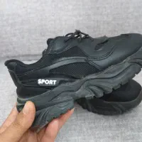 کتونی بچه گانه سایز 26 تمیز مرتب بدون پارگی