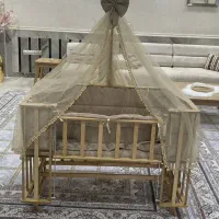 تخت گهواره کنارمادر