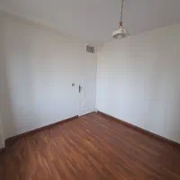 نصاب نصب پارکت لمینت قرنیز کفپوش تعمیرات و فروش