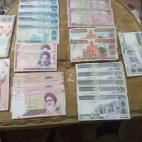 تعدادی اسکناس قدیمی