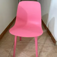 صندلی صورتی