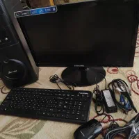 کامیپوتر کامل با تمام تجهیزات وحافظه یه ترا