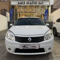 رنو ساندرو ۱۳۹۵ اتوگالری دنیز