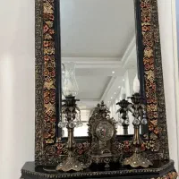 آیینه و شمعدان