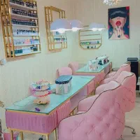 اجاره میز ناخن