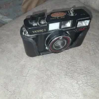 دوربین عکاسی قدیمیYashica