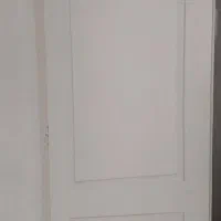تعداد زیادی درب