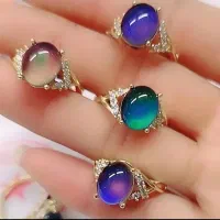 سلام به یک فروشنده خانم نیازمندیم