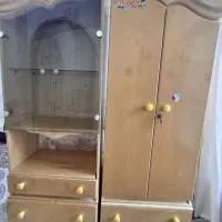 کمد لباسی با ویترین
