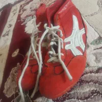 کفش کشتی asics