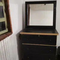 دراور  چهار کشو همراه با اینه