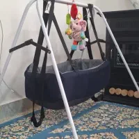 گهواره نوزاد       کار کرده در حد نو