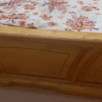 تخت خواب دونفره چوبی