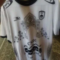 پیراهن ورزشی