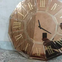ساعت آیینه ای