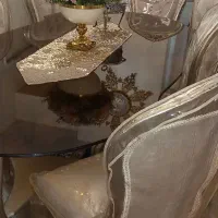 میز غذاخوری هشت نفره در حد نو