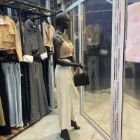 ۴ عدد مانکن مشکی