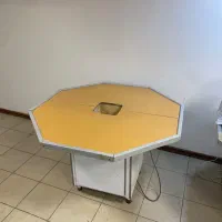 میز آزمایشگاهی