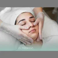 آموزش خدمات پوست مو آقایان بانوان