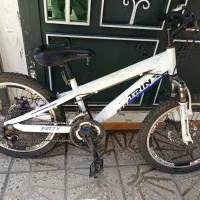 دوچرخه 20