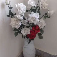 گل وگلدان شیشه ای