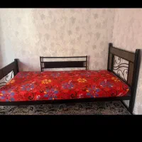 تخت یک نفره فلزی