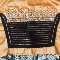 فروشی ف