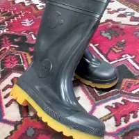 چکمه خیلی بادوام سایز ۴۳ براکارگری