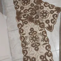 رومیزی دستدوزشده