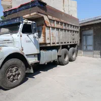 یک دستگاه کامیون اسکانیا