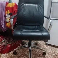 صندلی در حد نو