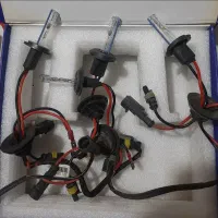 لامپ زنون و بالاست