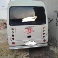 مینی بوس ایسوزو