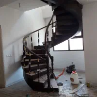 پله چوبی و دوبلکس