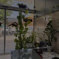 اجاره تجاری،۲۰۰متر، ۱۶متر بر ،۱۷شهریور