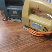 عمود بر  انگلیسی بلک اند دکر