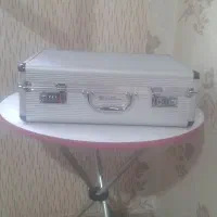 چمدون رمز دار  در حد نو