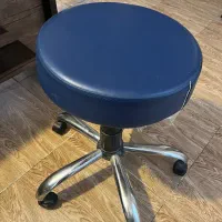 صندلی چرخشی آزمایشگاهی و اداری