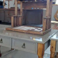 استند چوبی