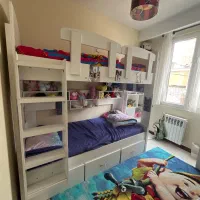 تخت دو طبقه همراه با تشک