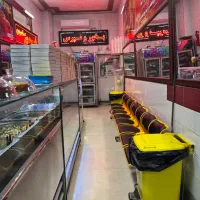 نیروی جوان جهت کار در ابمیوه فروشی