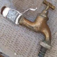 شیر آب برنجی