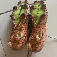 کفش  ورزشی چمن خارجی