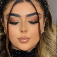 میکاپ و شنیون تخصصی با تخفیف ویژه